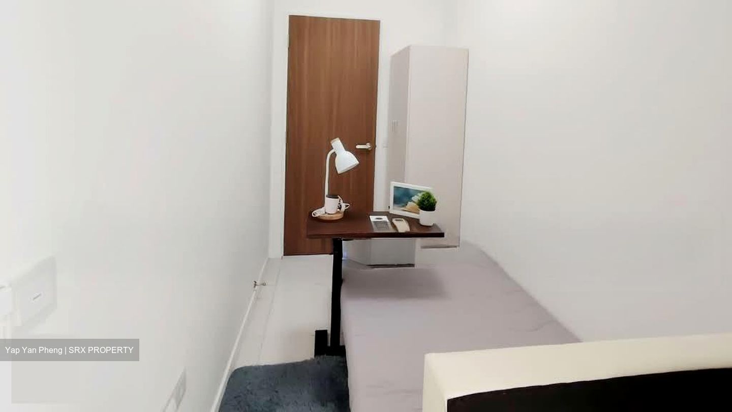 The Lakefront Residences (D22), Condominium #561224351